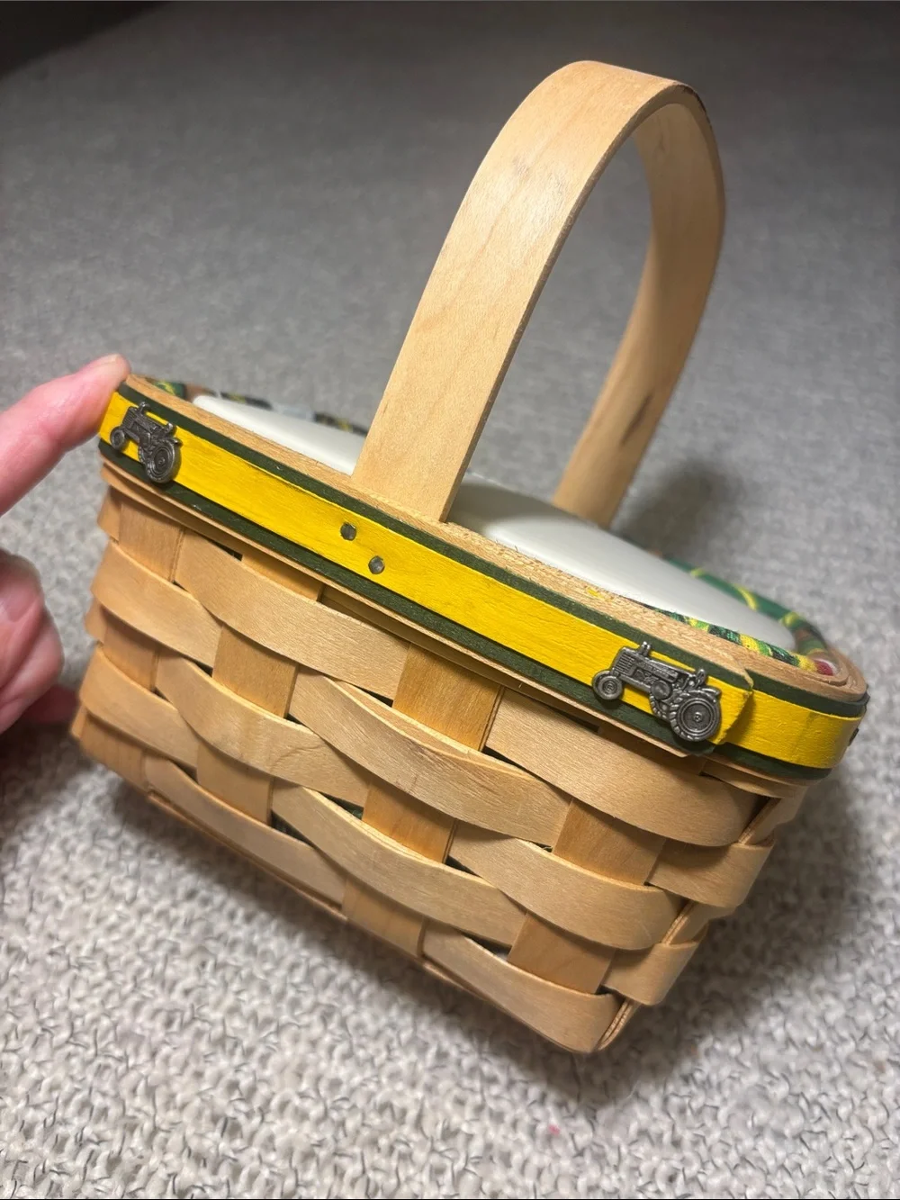 Longaberger 2006 John Deere Tea Basket with Fabric Liner, Divided Pretector, Lid
